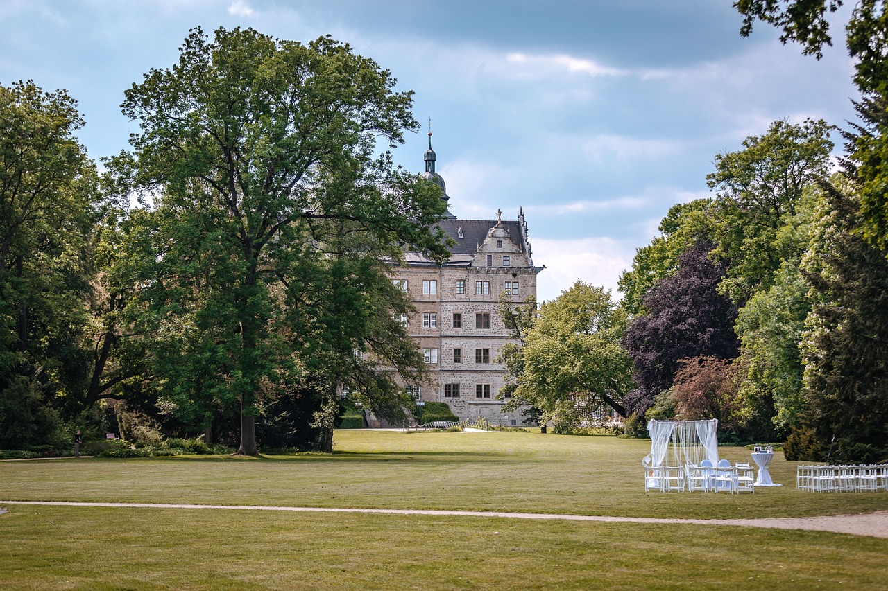 digital marketing tips for wedding venues